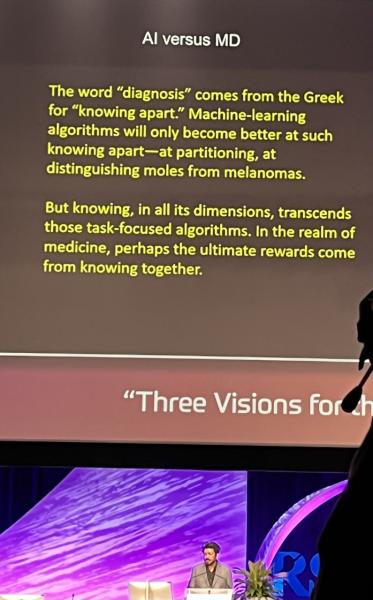 全体会议发言人Siddhartha Mukherjee医学博士在11月28日RSNA 2022会议上强调了人工智能日益重要的作用及其对医生的价值。